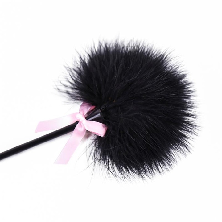 Plumagem e Chicote 2 em 1 29 cm Preto