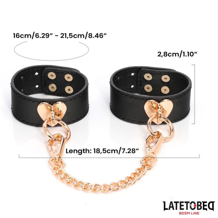Kit de Bondage em Couro com 8 Peças e Mala de Arrumação