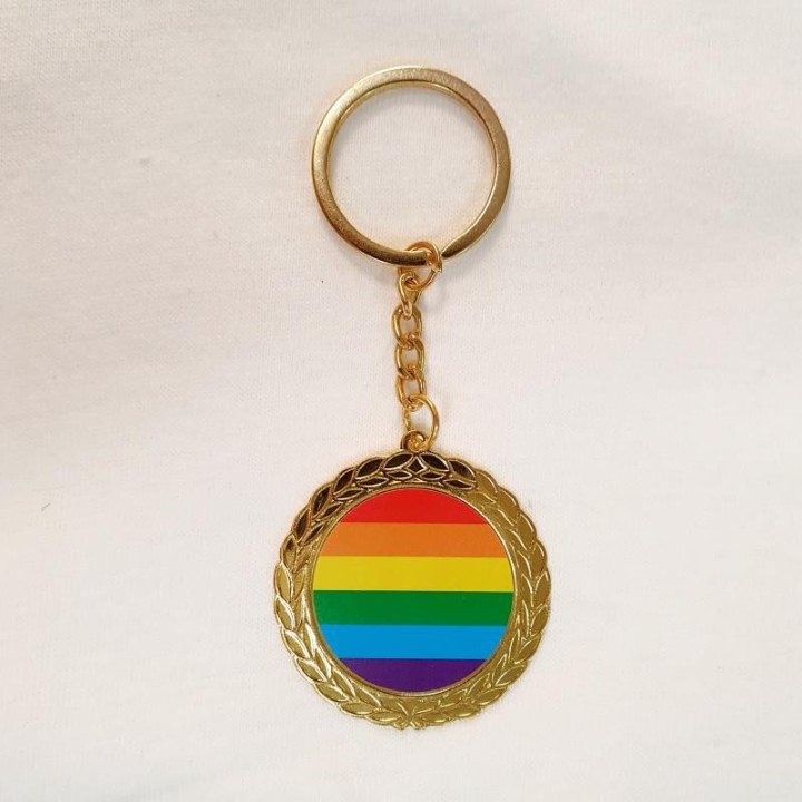 Chaveiro Redondo de Metal Bandeira LGBT+